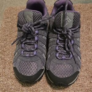 Women's Gray and Purple Athletic Shoes